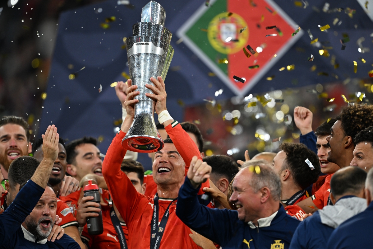 NG体育-包含集结日葡萄牙体育篮板制胜：NBA季后赛节点到来；信心回归；数据趋势出现新变化的词条