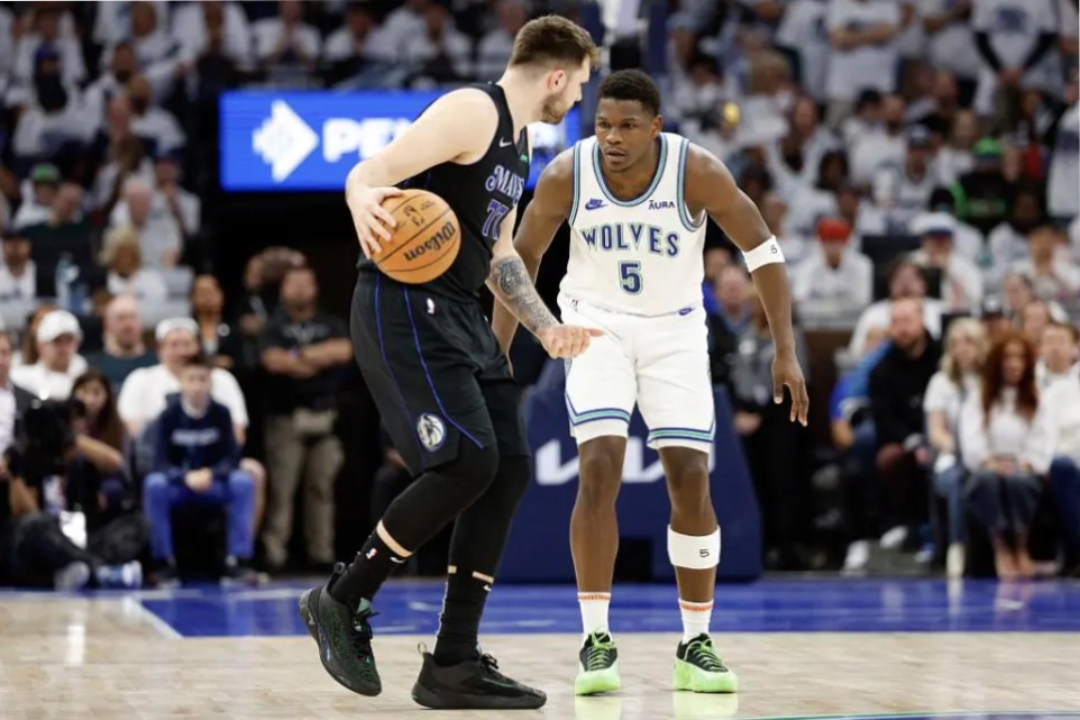 NG体育-东契奇赛事官方发布绝杀新规，G2争议不断！的简单介绍