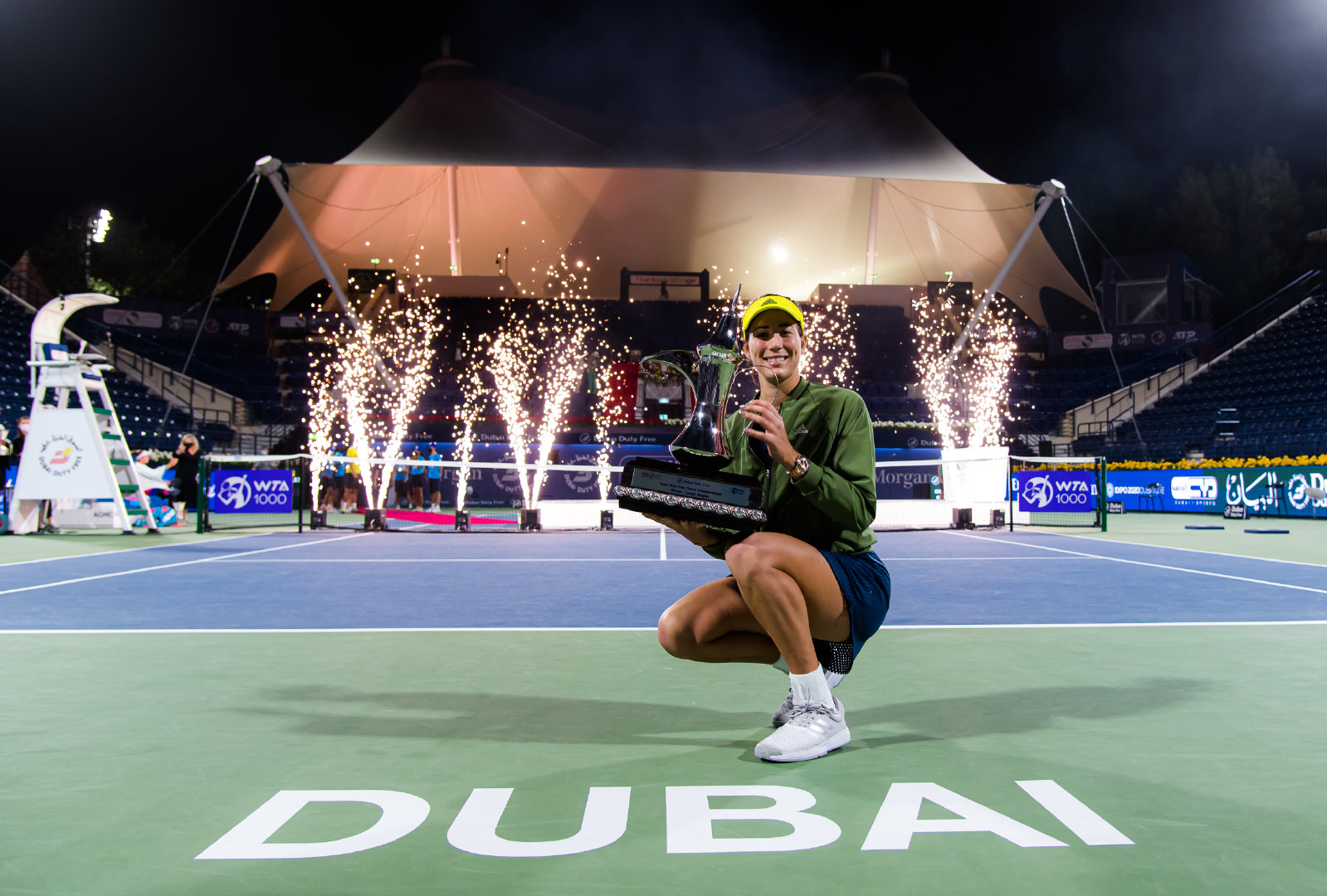 南宫体育-穆古鲁扎巅峰对决，詹姆斯与80激战德国队分钟，问鼎冠军胜负难料！的简单介绍